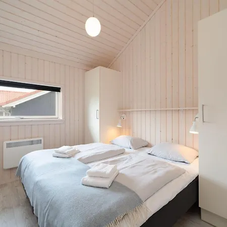 Willkommenes Kuestenchalet Fuer 6 Personen דירה *