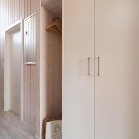 Willkommenes Kuestenchalet Fuer 6 Personen